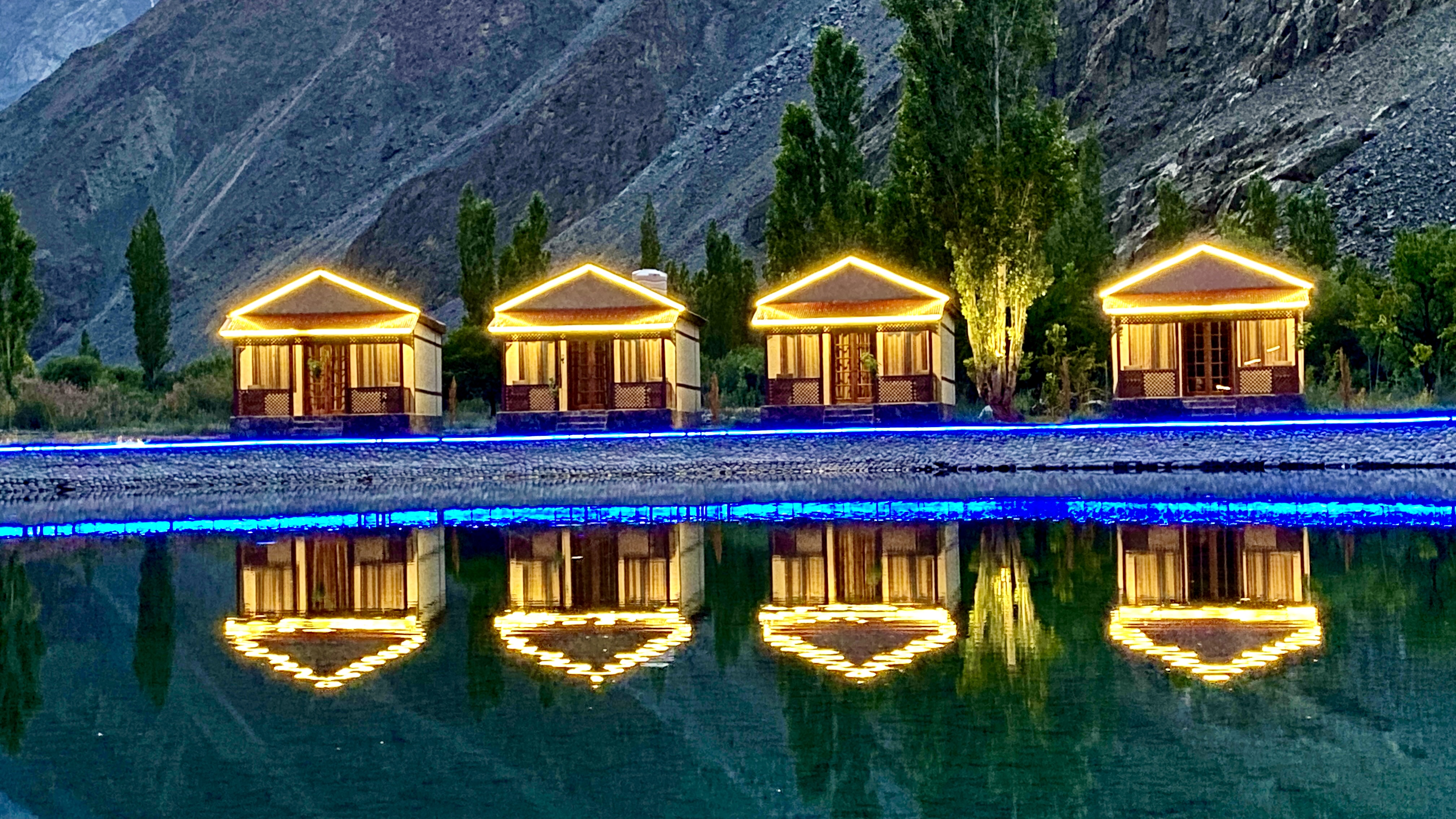 Executive Hut - Soq Valley